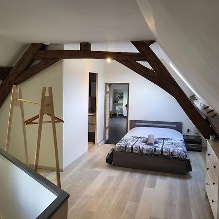 Appartement Au Pied Du Circuit De Magny-Cours Kültér fotó